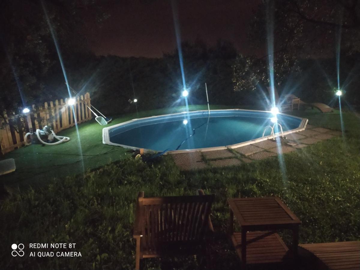 Il Borgo Dei Pini Διαμέρισμα Βίντσι Εξωτερικό φωτογραφία