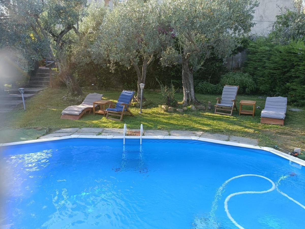 Il Borgo Dei Pini Διαμέρισμα Βίντσι Εξωτερικό φωτογραφία