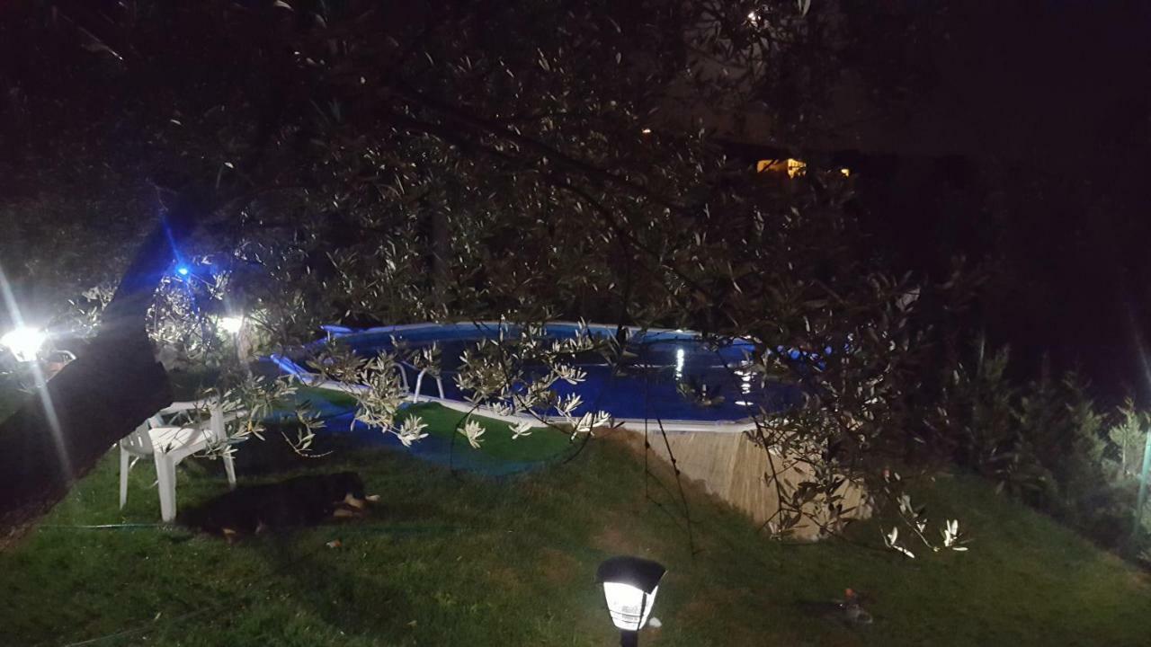 Il Borgo Dei Pini Διαμέρισμα Βίντσι Εξωτερικό φωτογραφία