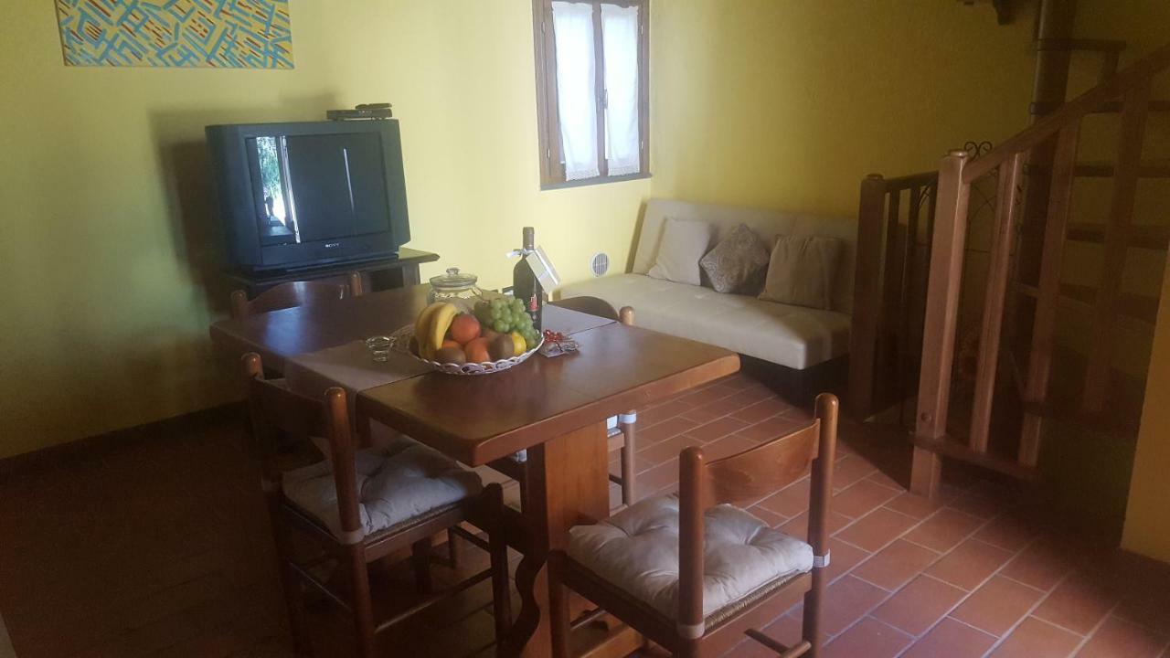 Il Borgo Dei Pini Διαμέρισμα Βίντσι Εξωτερικό φωτογραφία